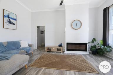 House For Sale - NSW - Culcairn - 2660 - CULCAIRN CHARM  (Image 2)