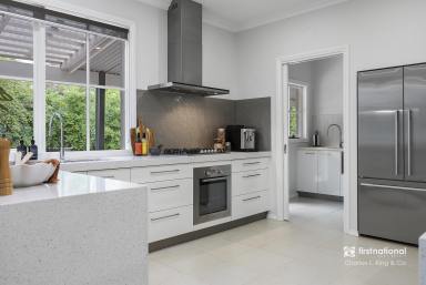 House For Sale - VIC - Echuca - 3564 - River Lifestyle, Family Space & an Acre to Enjoy  (Image 2)