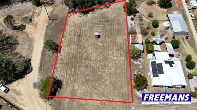 Residential Block For Sale - QLD - Kingaroy - 4610 - 1,553m2 allotment ready to build on  (Image 2)