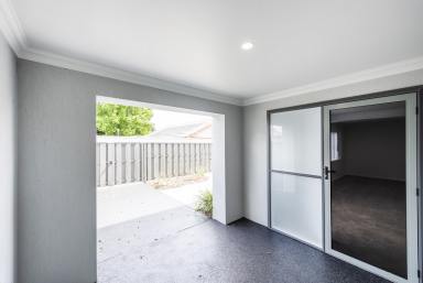 Apartment For Lease - NSW - Grafton - 2460 - RIVERSIDE 3 BEDROOM APPARTMENT  (Image 2)