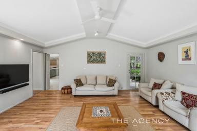 House For Sale - WA - Padbury - 6025 - Where Life Feels Lovely!  (Image 2)