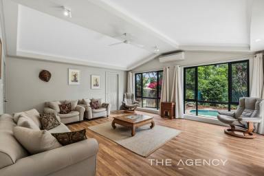 House For Sale - WA - Padbury - 6025 - Where Life Feels Lovely!  (Image 2)