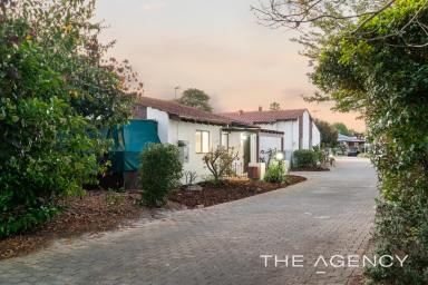 House For Sale - WA - Kewdale - 6105 - Spacious, Low-Maintenance Living in a Convenient Location!  (Image 2)