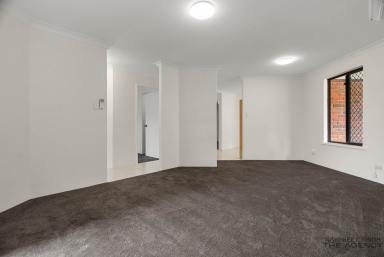 House For Sale - WA - Parmelia - 6167 - 700sqm with Granny Flat Potential | Comfortable Family Living in Parmelia  (Image 2)