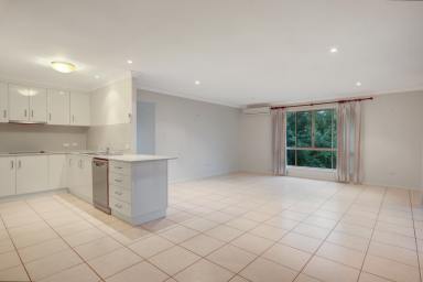 House For Lease - QLD - Highfields - 4352 - Modern Family Home (Image 2)