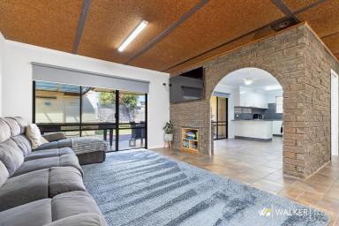 House For Sale - VIC - Kyabram - 3620 - SOLID LOW MAINTENANCE LIVING!  (Image 2)