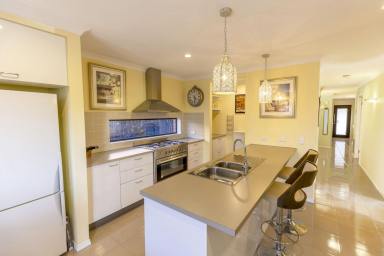 House For Sale - VIC - Curlewis - 3222 - Rare parkfront opportunity with privacy, style and easy living.  (Image 2)