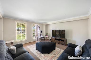 House For Sale - NSW - Worrigee - 2540 - Everything You Have Always Wanted  (Image 2)