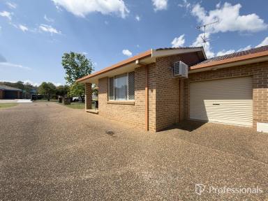 Unit For Lease - NSW - Oxley Vale - 2340 - 2 Bedroom Unit  (Image 2)