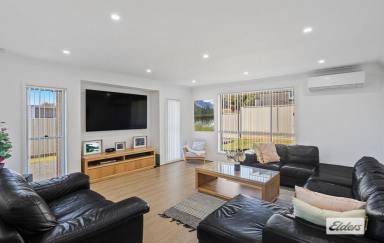House For Lease - NSW - Lake Heights - 2502 - Spacious Family Home with Modern Comfort & Entertaining  (Image 2)
