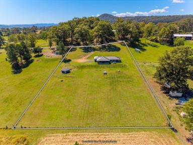 Acreage/Semi-rural For Sale - NSW - Kyogle - 2474 - Modern Country Living on Over 2 Acres (Image 2)