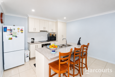 House For Sale - QLD - Childers - 4660 - QUIET CUL-DE-SAC LIVING WITH EXTRA SPACE & POTENTIAL!  (Image 2)