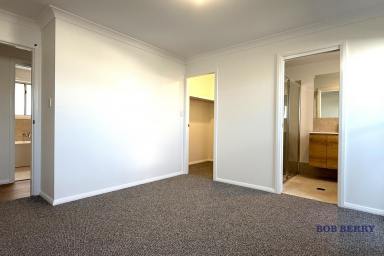 House For Lease - NSW - Dubbo - 2830 - Brand new Family Home in Southlakes  (Image 2)