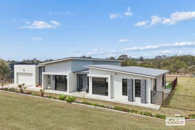 House For Sale - QLD - Gatton - 4343 - Where Luxury Meets the Freedom to Fly (Image 2)