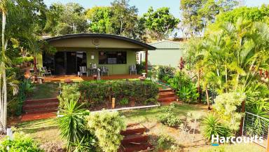 House For Sale - QLD - Childers - 4660 - LOW MAINTENANCE LIVING WITH VIEWS IN HERITAGE OAKES ESTATE!  (Image 2)