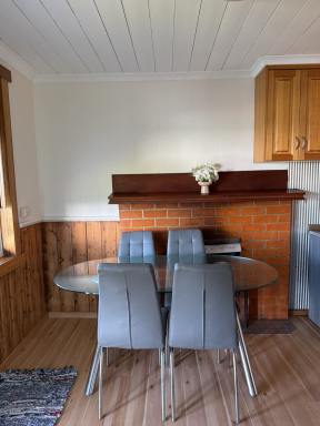 House For Lease - TAS - Heybridge - 7316 - Quaint fully furnished 2 bed cottage (Image 2)