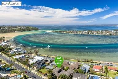 Unit For Sale - NSW - Merimbula - 2548 - BRILLIANT LOCATION, GREAT INVESTMENT  (Image 2)
