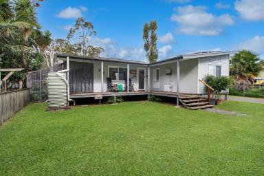 House For Sale - QLD - Macleay Island - 4184 - Beautifully Designed, Near New & Ready for You to Enjoy  (Image 2)