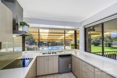 House For Sale - WA - Lesmurdie - 6076 - Relaxed Hills Living with Space to Enjoy  (Image 2)
