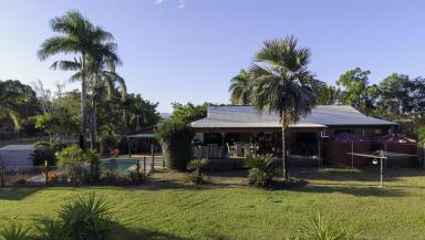 House For Sale - QLD - Kinchant Dam - 4741 - 5 Acres, A Huge Shed, A Pool… And Yes, Even the Cow & Chickens Stay!  (Image 2)
