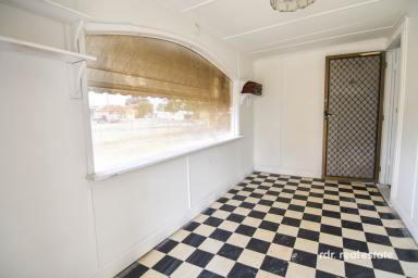 House For Sale - NSW - Inverell - 2360 - BIG BLOCK. BIG POTENTIAL (Image 2)
