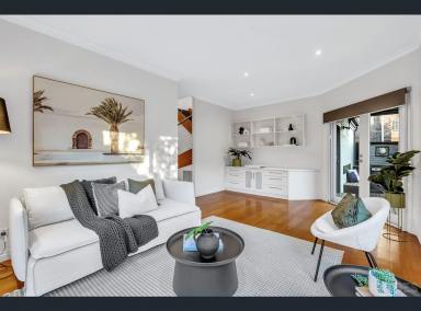 House For Lease - VIC - Parkdale - 3195 - ENTERTAINER'S OASIS | WATER VIEWS | BAY VIEWS UNDER 300M TO THE SAND  (Image 2)