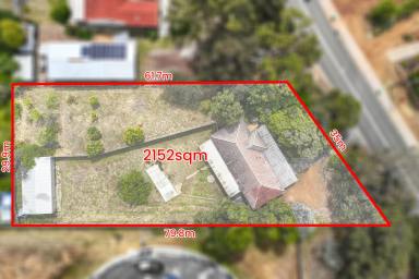 House For Sale - WA - Walliston - 6076 - Hills Living with Space and Subdivision Potential  (Image 2)