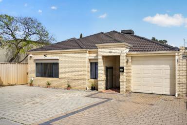 House For Sale - WA - Alexander Heights - 6064 - Low-Maintenance Living in an Unbeatable Location!  (Image 2)