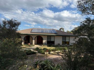 House For Sale - QLD - Amiens - 4380 - Position - Views - I think you will like this one  (Image 2)
