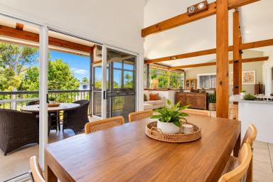 House For Sale - QLD - Karragarra Island - 4184 - WATER VIEWS, ARCHITECTURAL CHARACTER & AN INCREDIBLE GARAGE/WORKSHOP! (Image 2)