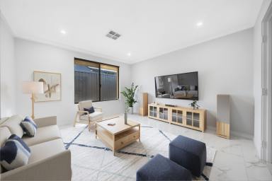 House For Sale - WA - Aveley - 6069 - MODERN FAMILY LIVING ON THE DOORSTEP OF THE BEAUTIFUL SWAN VALLEY! (Image 2)
