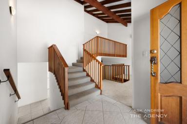 House For Sale - WA - Booragoon - 6154 - 80’s Architectural Abode, Dual Master Suites (Image 2)