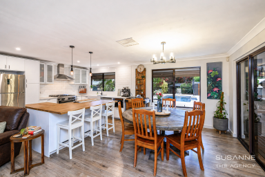 House For Sale - WA - Lesmurdie - 6076 - Relaxed Hills Living with Space and Versatility (Image 2)