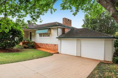 House For Sale - QLD - East Toowoomba - 4350 - Premiere Location, Space & Established Gardens in East Toowoomba  (Image 2)