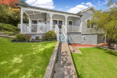 House For Sale - NSW - Tumut - 2720 - Timeless Charm with Space for More!  (Image 2)