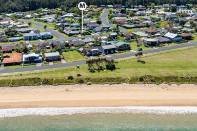 House For Sale - NSW - Maloneys Beach - 2536 - Coastal Lifestyle Opportunity  (Image 2)