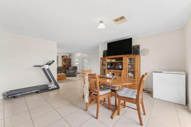 Townhouse For Sale - VIC - Mildura - 3500 - EFFORTLESS CONVENIENCE, BROAD APPEAL (Image 2)