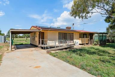 House For Sale - VIC - Robinvale - 3549 - Start Your Next Chapter With Room to Grow  (Image 2)