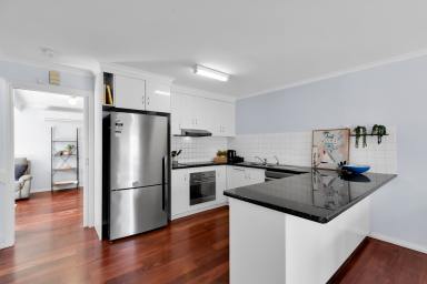 Townhouse For Sale - VIC - Mildura - 3500 - Lifestyle location (Image 2)
