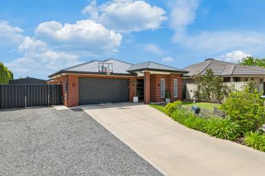 House For Sale - VIC - Mildura - 3500 - Big on Space, Built for Living (Image 2)