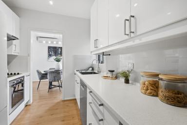 Townhouse Auction - WA - Como - 6152 - Bigger Than Your Average…  (Image 2)