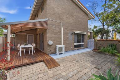 Townhouse Auction - WA - Como - 6152 - Bigger Than Your Average…  (Image 2)