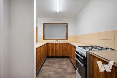 Unit For Sale - VIC - Kalimna - 3909 - Invest or Make It Home (Image 2)