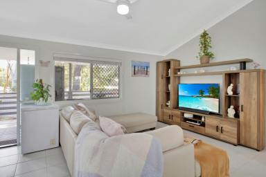 House For Sale - QLD - Macleay Island - 4184 - Neat & Tidy Low-Set Family Home in a Convenient Location  (Image 2)