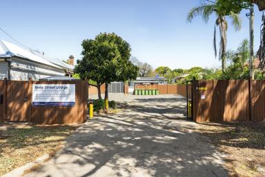 Block of Units For Sale - QLD - Toowoomba City - 4350 - High-Income Accommodation Opportunity  (Image 2)