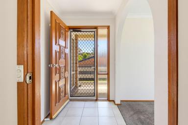 House For Sale - NSW - Surf Beach - 2536 - Easy Coastal Living, Just in Time for Summer (Image 2)