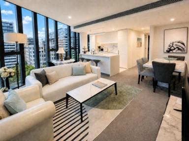 Apartment For Lease - VIC - Melbourne - 3004 - Fully Furnished Parque Residence with Albert Park & Bay Views (Image 2)