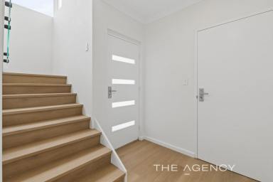 Townhouse For Sale - WA - Inglewood - 6052 - Brand New Home in a Standout Location!  (Image 2)