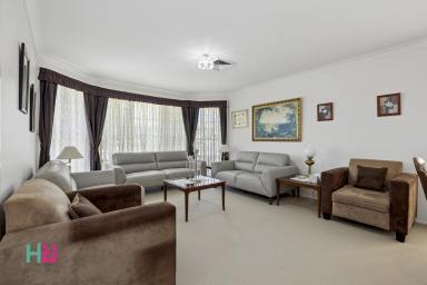House For Sale - NSW - Wallerawang - 2845 - Immaculate Family Living with Space, Comfort & a Stunning Rural Outlook  (Image 2)