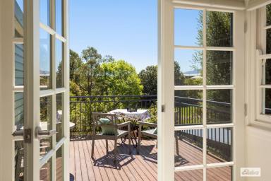 House For Sale - NSW - Bega - 2550 - CLASSIC WEATHERBOARD CHARM IN A QUIET BEGA LOCATION (Image 2)